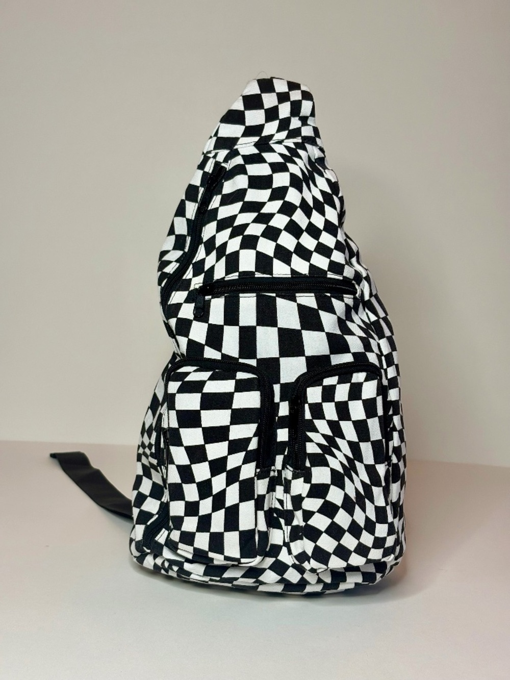 No Boundaries Checkerboard Sling Backpack Black White Cargo Crossbody Bag NWT De